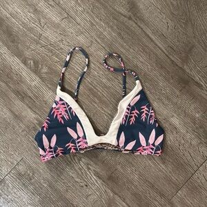 Acacia Heliconia Bikini Top